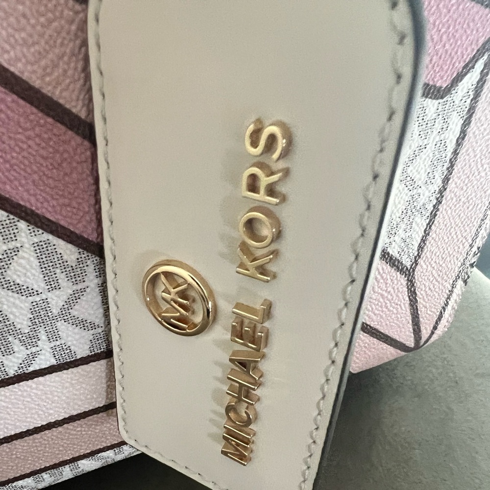 Beautiful Michael Kors